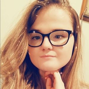 Meet your Posher, Ashlyn